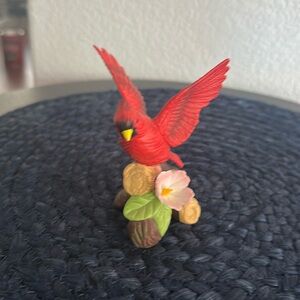 Red Cardinal Bird porcelain Figurine